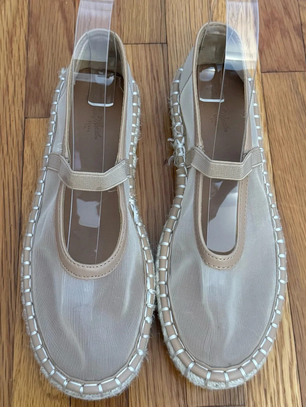 Universal Thread Joa Beige Espadrille Mary Jane Flats Slip-On siz 5 quiet luxury